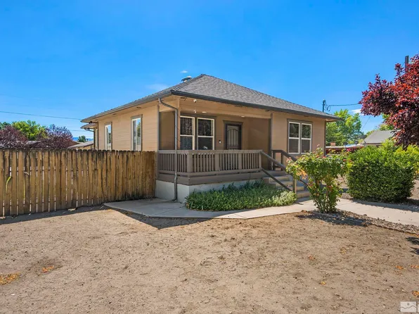 32 S California St, Yerington, NV 89447