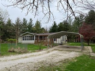14457 N County Road 2200e, Oakland, IL 61943
