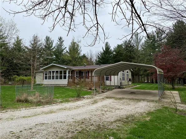 14457 N County Road 2200e, Oakland, IL 61943