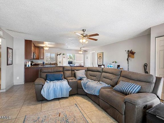 3rd image of 11832 N 25TH Avenue