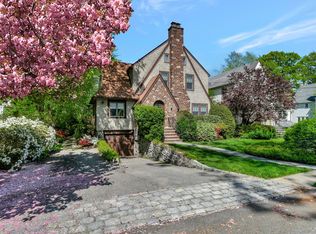 7 Poplar Road, Larchmont, NY 10538