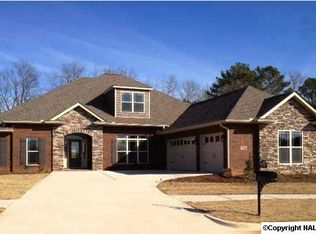7926 Gabriela Dr, Huntsville, AL 35806