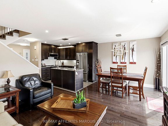 5th image of 1118 Clement Ct