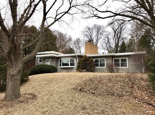 1137 Amherst Dr, Madison, WI 53705