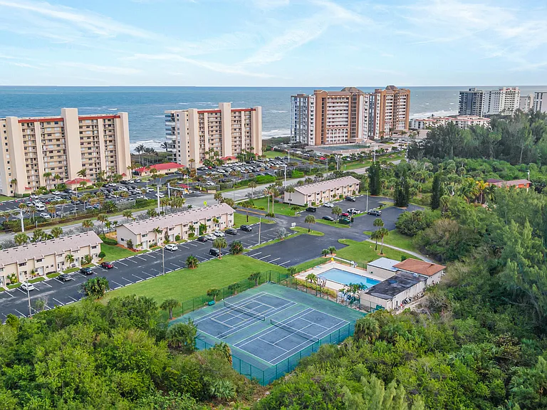 4225 N Highway A1A #17 — Photo 28