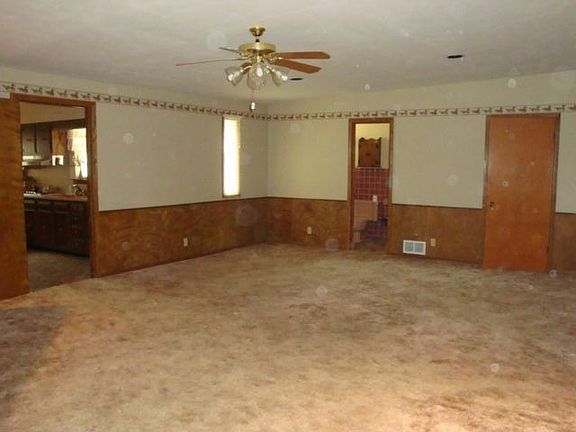 5th image of 3708 Southmoor Ln