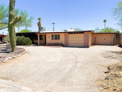 3926 E Camino De Palmas, Tucson, AZ, 85711