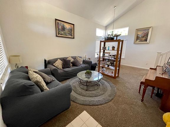2nd image of 4937 Stonewood Way