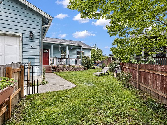 2nd image of 144 Bunting Ct