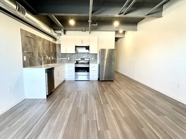 1180 E 30th St #307, Kansas City, MO 64109