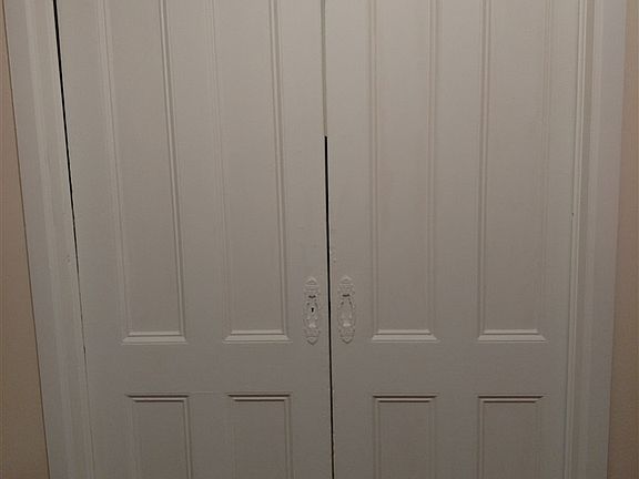 3rd image of 2362 Kennedy Blvd