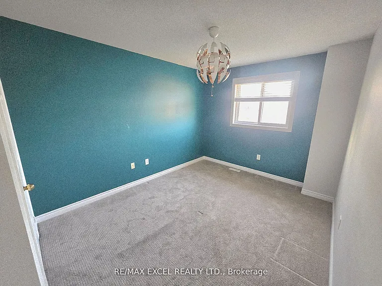 38 Shaina Ct #MAIN 2ND FLOOR — Photo 18