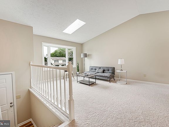 4th image of 10923 Bristol Pl