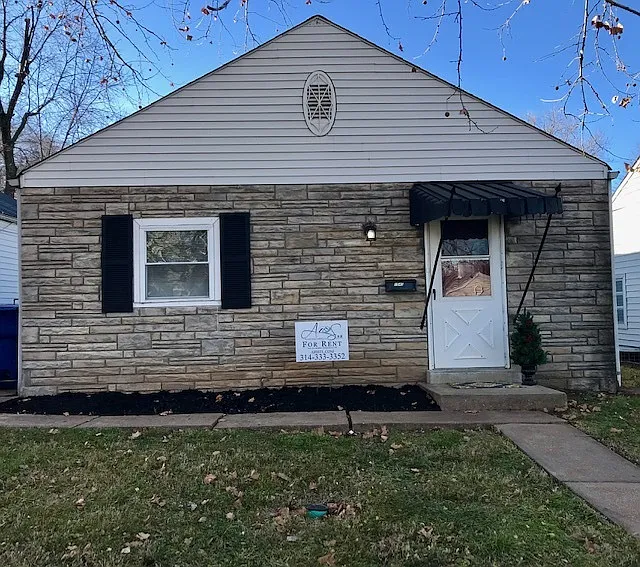 1545 Kraft St photo 1
