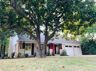 1826 Jones Dr, Arlington, TX 76013
