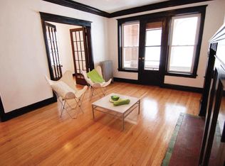 656 E 51st St #1F, Chicago, IL 60615