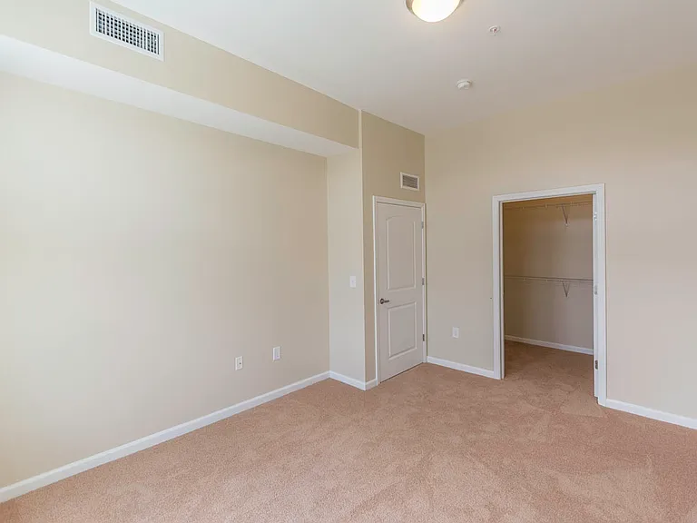 632MLK Apartments — Photo 40