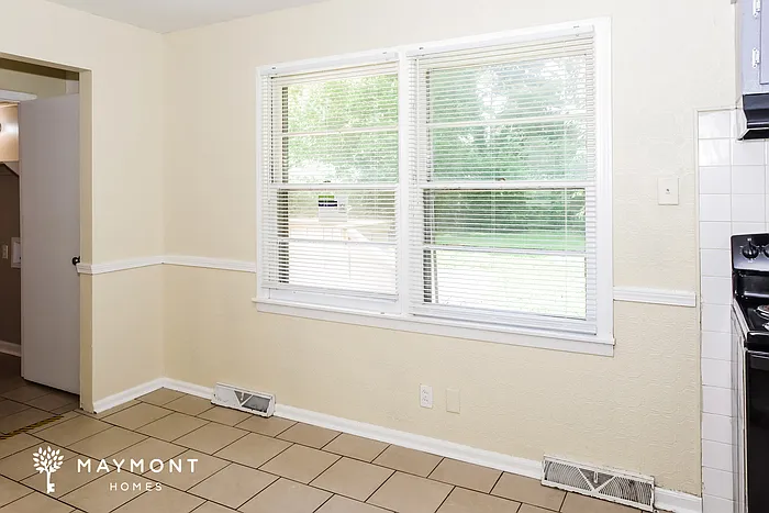 4610 Rutledge Dr NW — Photo 5