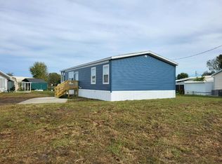 1028 Peach Ln, Okeechobee, FL 34974