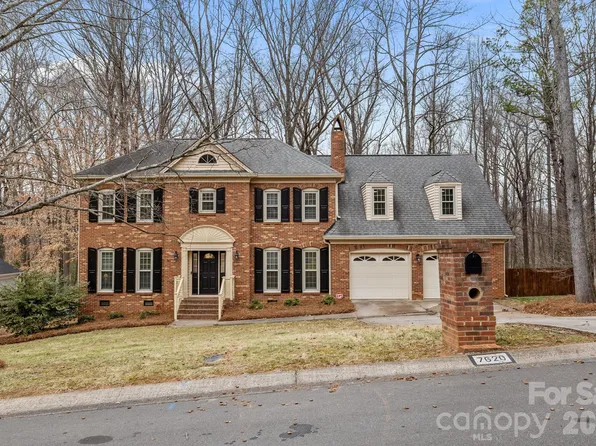 7620 Covey Chase Dr, Charlotte, NC 28210