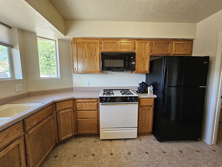 11374 E 27th Pl — Photo 13