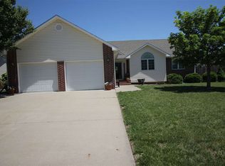1712 Wheatland Ave, Hays, KS 67601