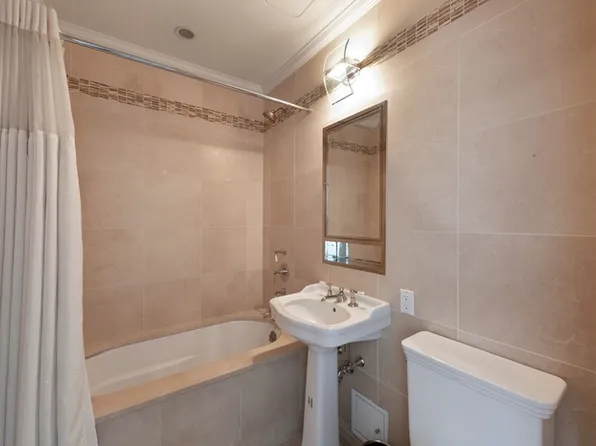 535 West End Avenue image 9 of 11