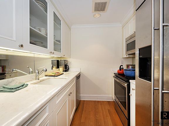 4th image of 502 Park Ave APT 17B