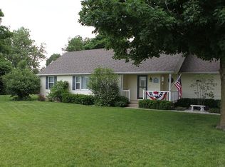 6085 Old Salem Ln, Springfield, IL 62711