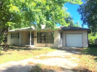 1221 N Fair St, Junction City, KS 66441