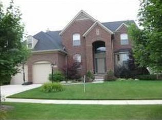 2535 Trillium Hills Dr, Commerce Township, MI 48382