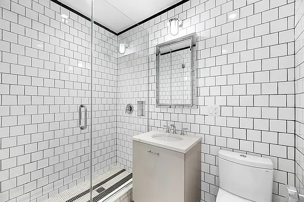 Rented by REAL New York | media 16