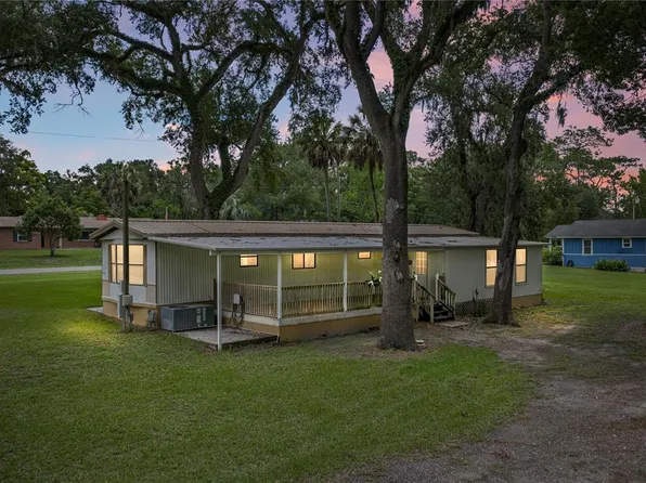 7450 23rd St, Zephyrhills, FL 33540