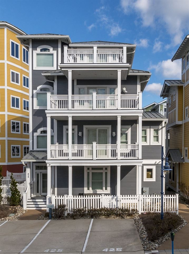 423 E Nashville Ave, Wildwood Crest, NJ 08260 | Zillow