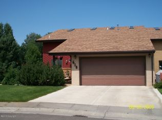 618 W 11th St, Gillette, WY 82716
