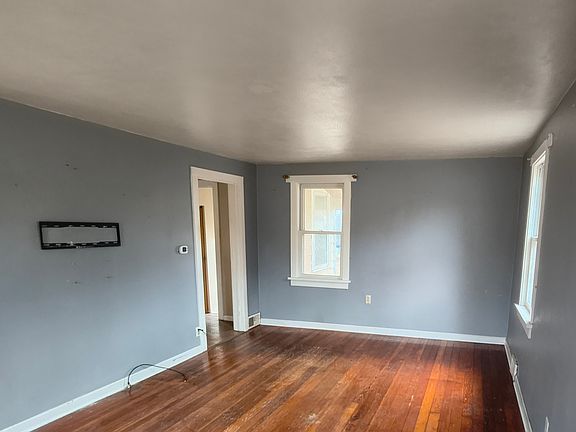 5th image of 38593 N Pine Ave