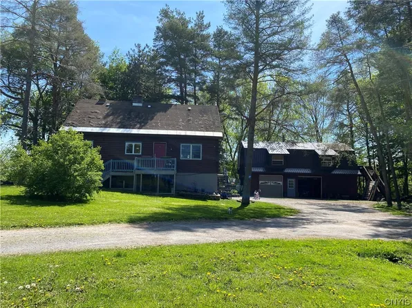 1198 Mount Hope Ave, Oneida, NY 13421