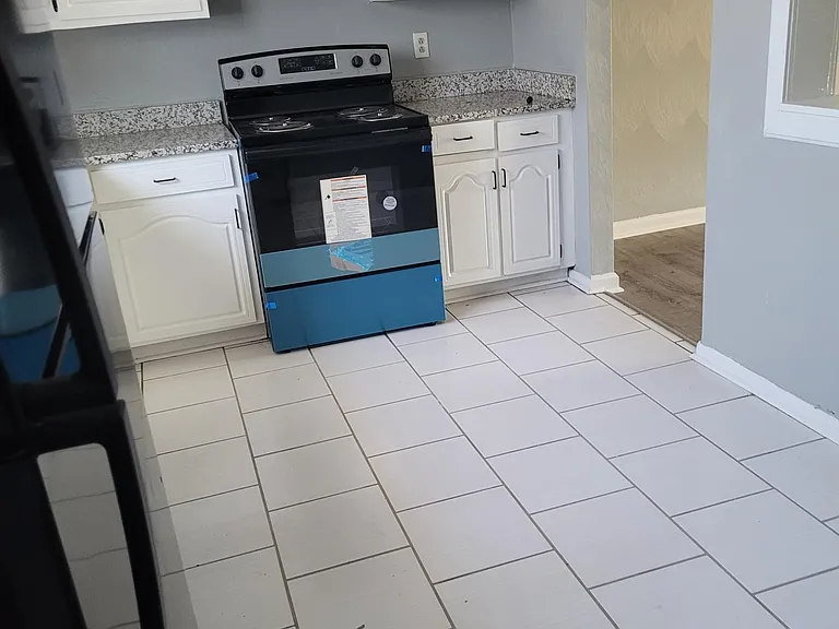 5938 Margate Ave — Photo 11