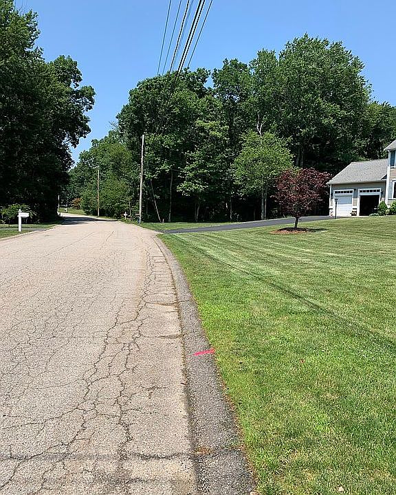 2nd image of 18 Parsons Walk