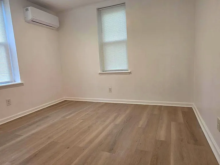 6233 Chew Ave — Photo 38
