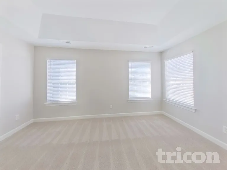 2625 Sierra Chase Dr — Photo 10