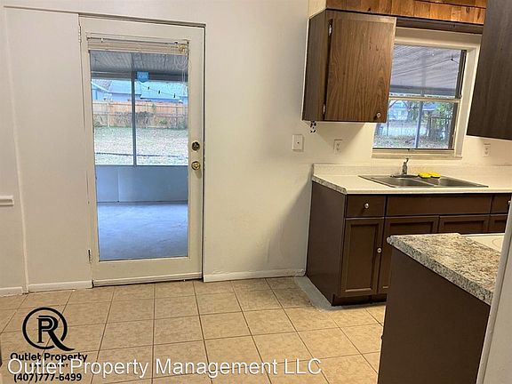4th image of 3800 Hickory Ave