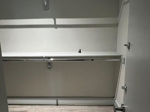 4th image of 7436 Burr Oak Loop