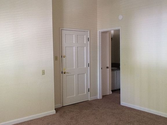 4th image of 707 13th St APT 03