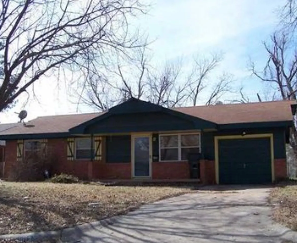 Juniper Ave, Midwest City — Photo 1