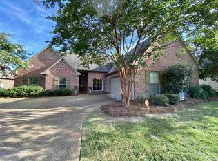 209 Huntington Holw, Brandon, MS 39047