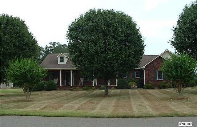 1st image of 119 Meadow Oaks Dr