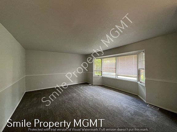 3rd image of 7710 SW Barnard Dr