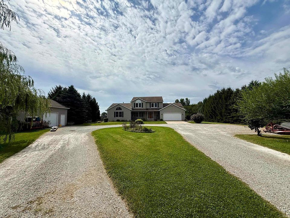 2nd image of 577 12th Rd