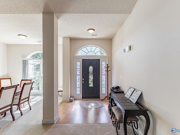 4th image of 519 Summer Cove Cir NW
